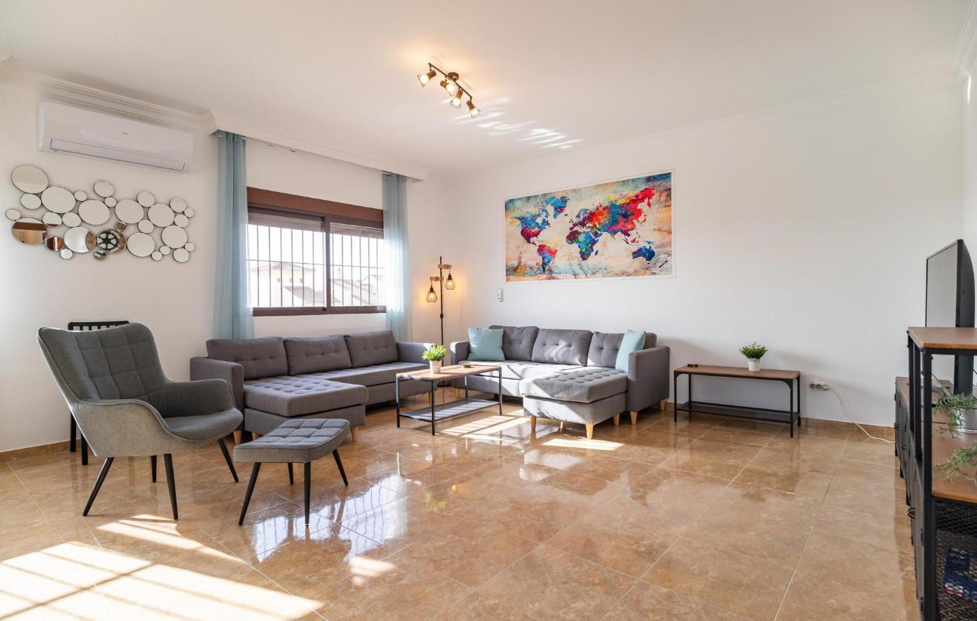 Lovely Home In Benalmadena With Kitchen מראה חיצוני תמונה