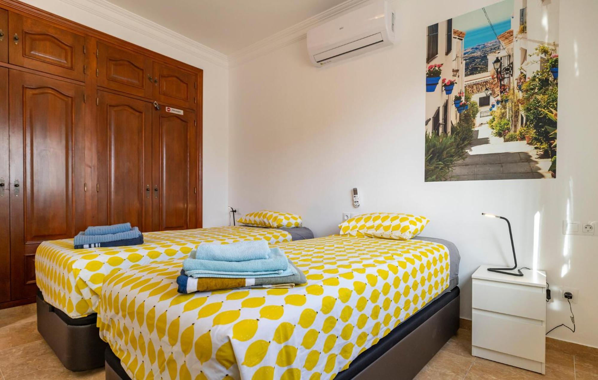 Lovely Home In Benalmadena With Kitchen מראה חיצוני תמונה